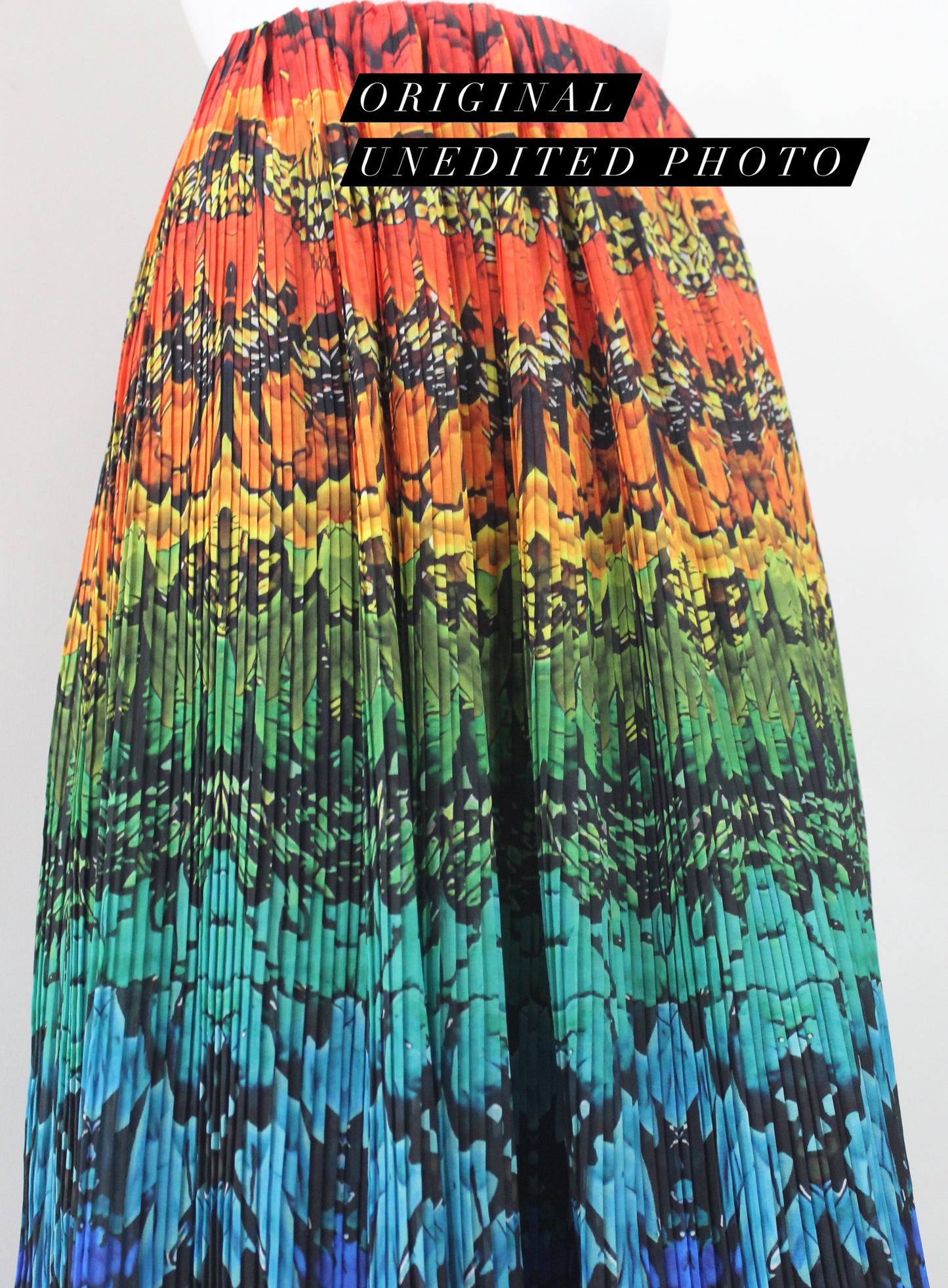 Scarlet Macaw Pleated Skirt