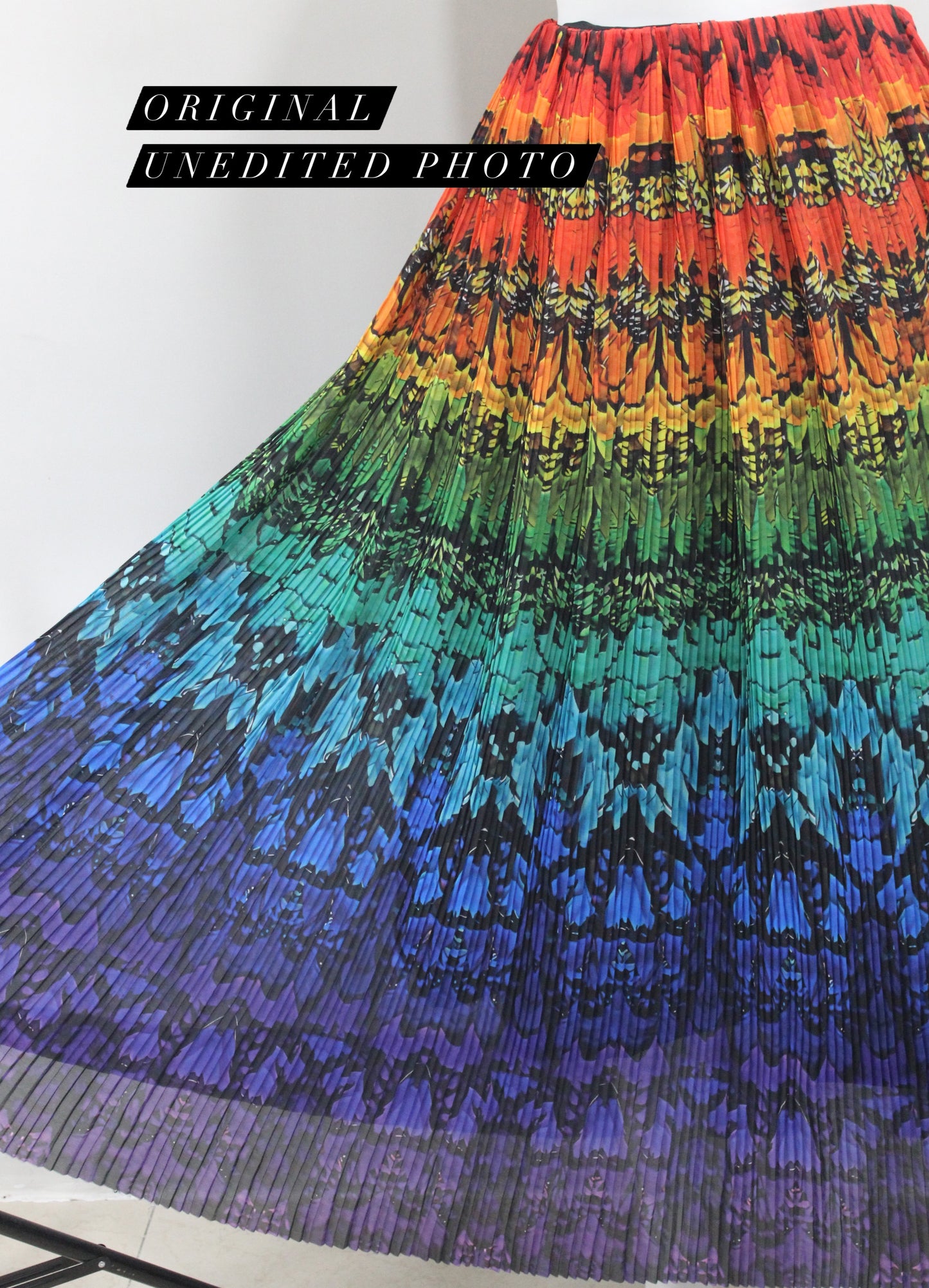 Scarlet Macaw Pleated Skirt