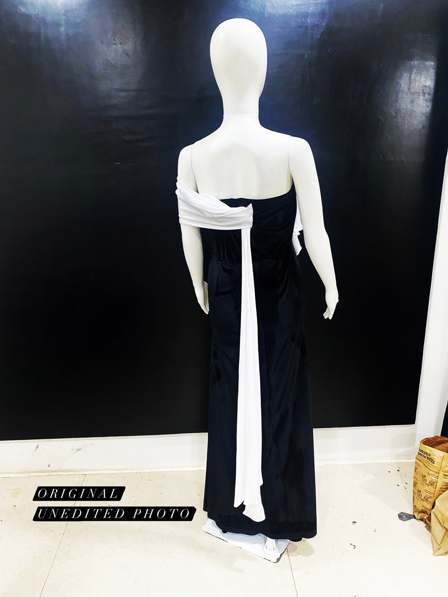 LUXE Velvet BW Rose One Gown