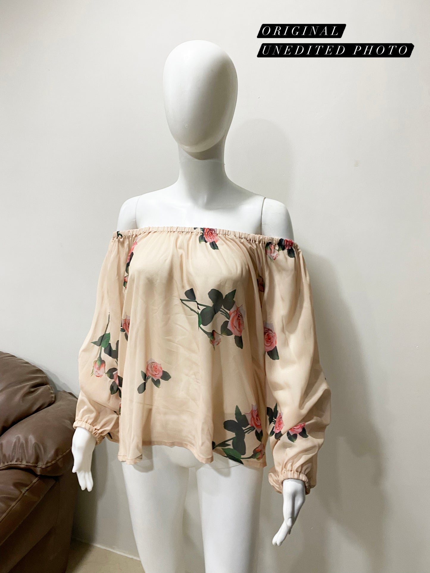 CLEARANCE Rose Off-Shoulder Top