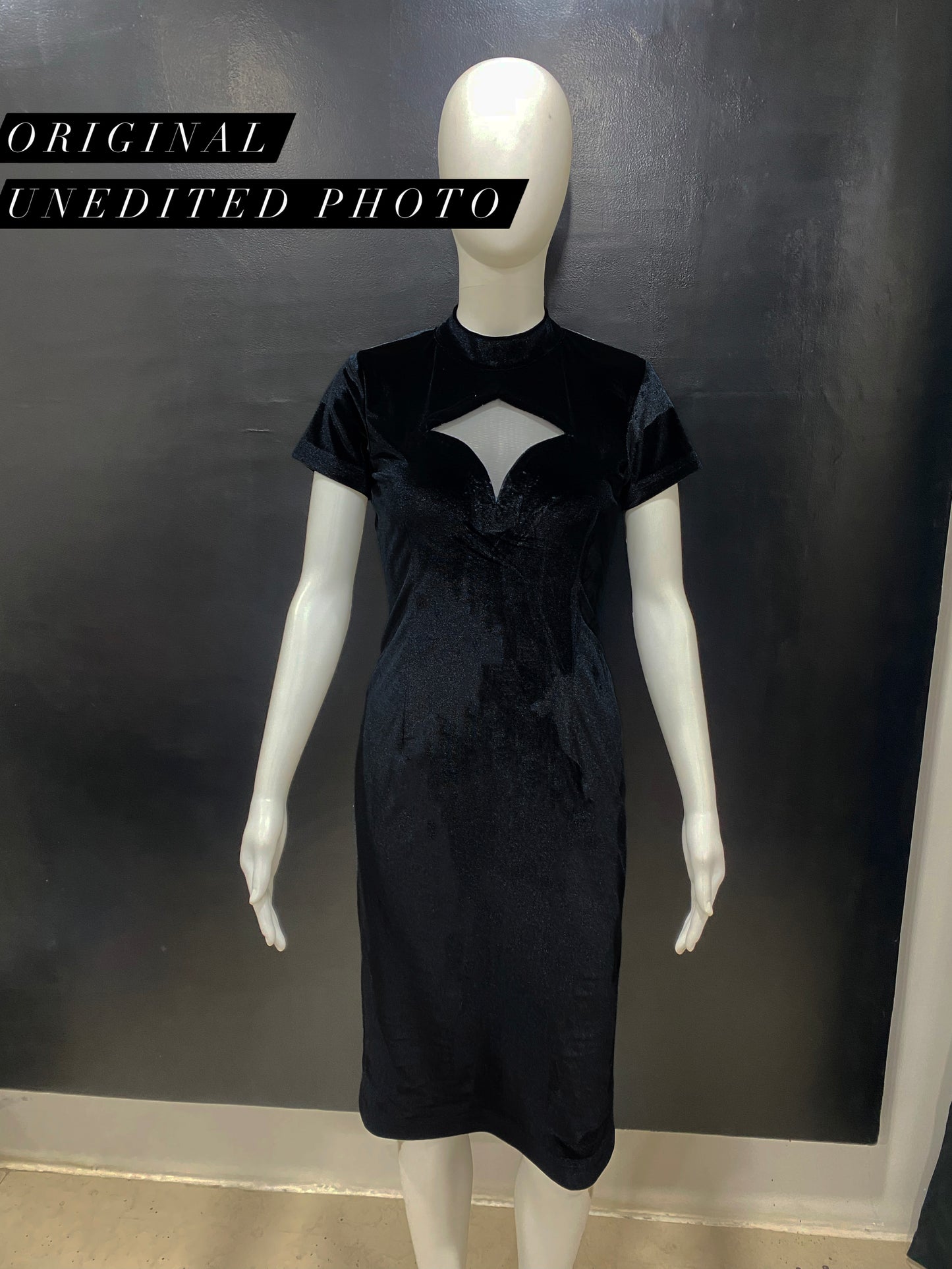 Décolletage Cut Out Dress