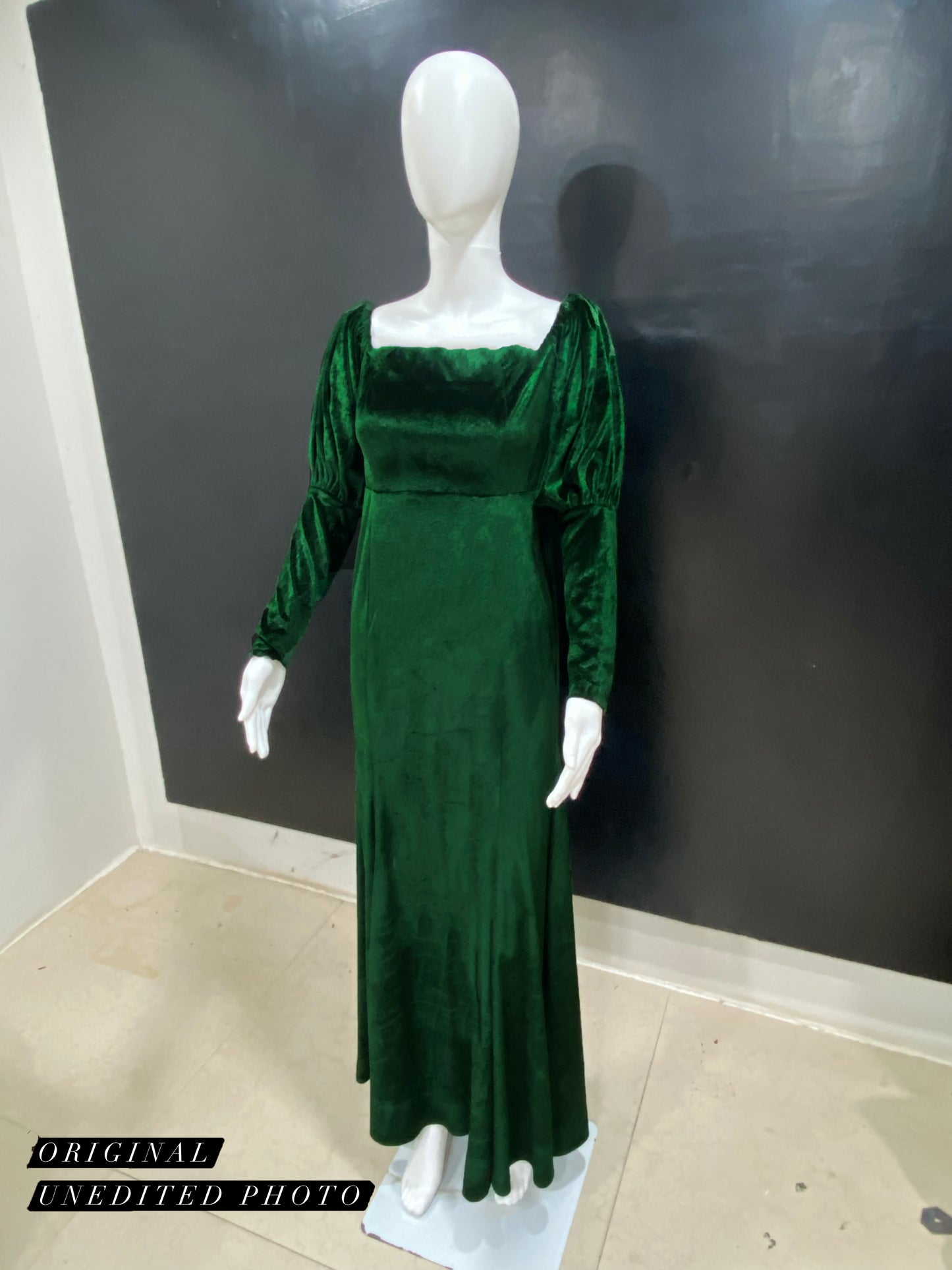 Vintage Retro Emerald Velvet Dress