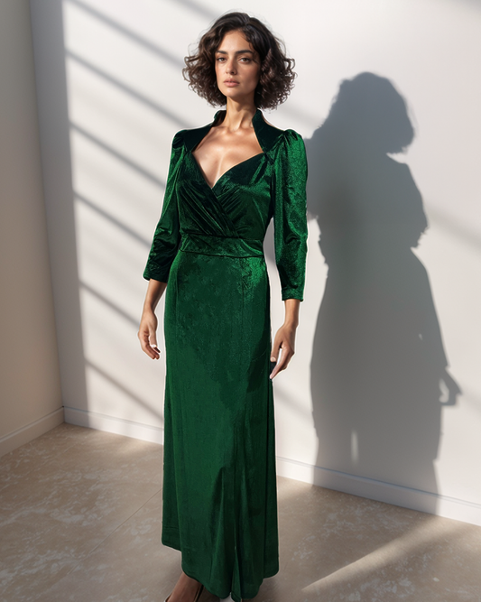 Emerald Vintage Neck Velvet Dress